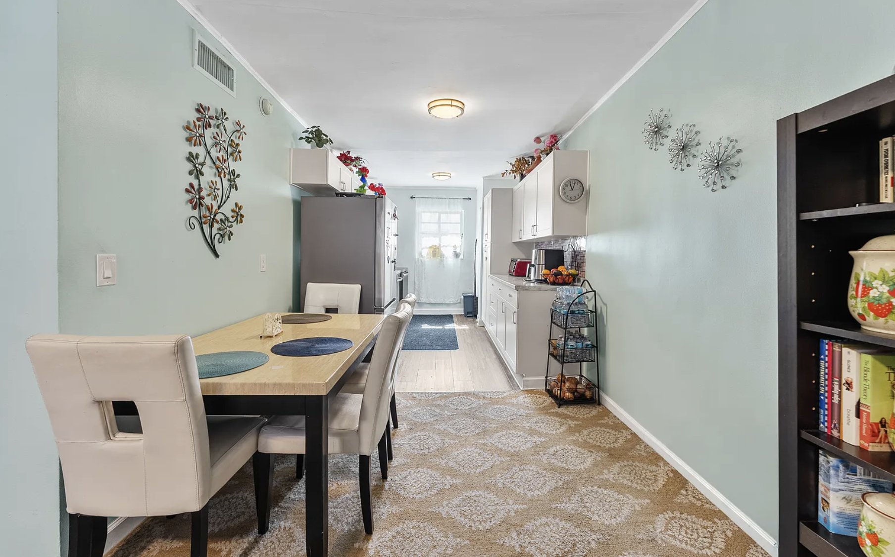 Newly Renovated 2-Bedroom Condo for Rent
